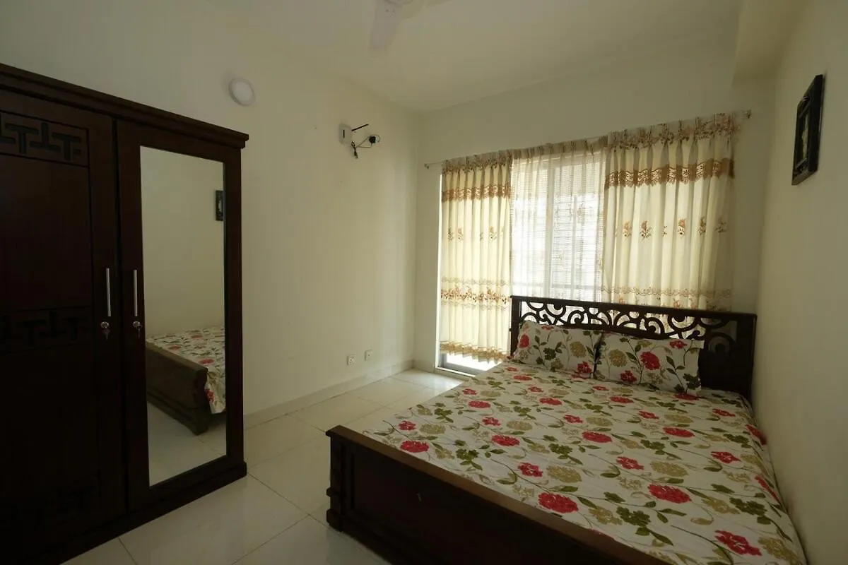 'Uttara Oasis' Luxury Apartment Дакка